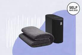 Eight Sleep Tracker Pod 3 ve Sıcaklık Kontrollü Yatak Örtüsü/Queen